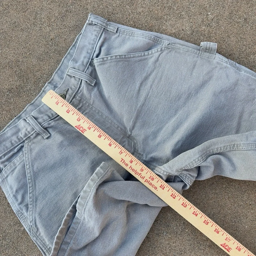 VTG Carhartt B25 DES Duck Canvas Carpenter Cargo Beige Shorts Men's Size 30 (28)